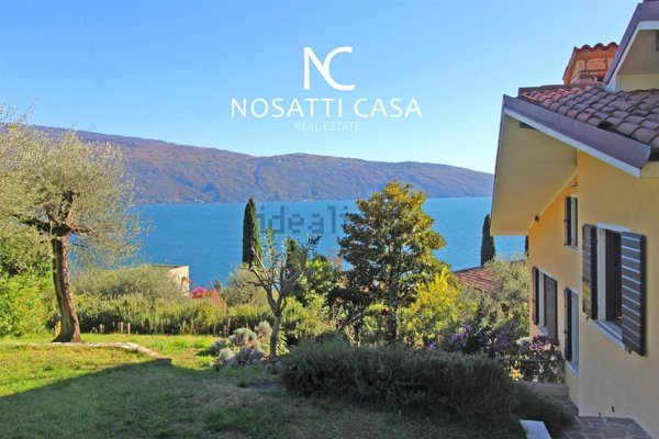 casa indipendente in vendita a Gargnano in zona San Giacomo