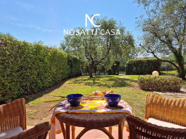 casa indipendente in vendita a Gargnano in zona Villa