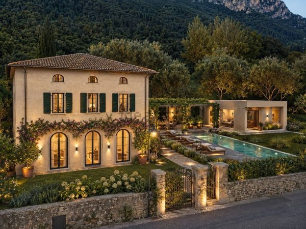 casa indipendente in vendita a Gargnano