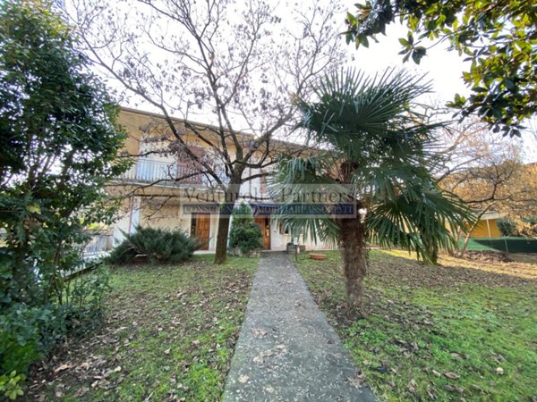 casa indipendente in vendita a Gavardo