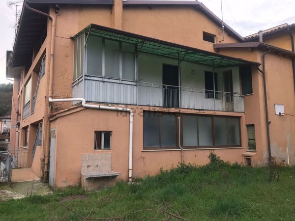 casa indipendente in vendita a Gavardo