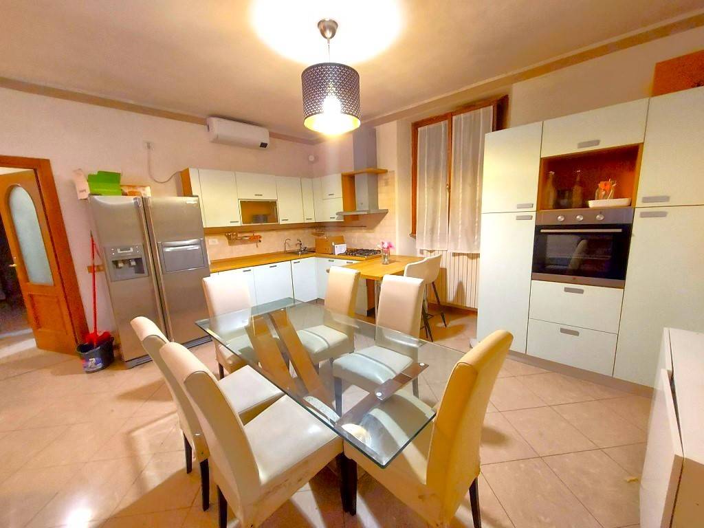 appartamento in vendita a Gavardo in zona Sopraponte