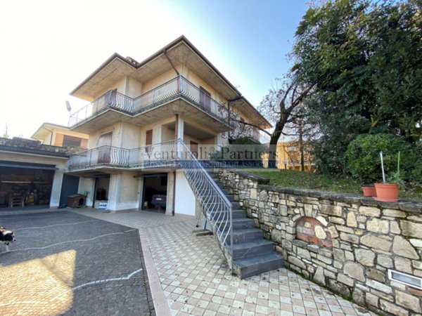 casa indipendente in vendita a Gavardo