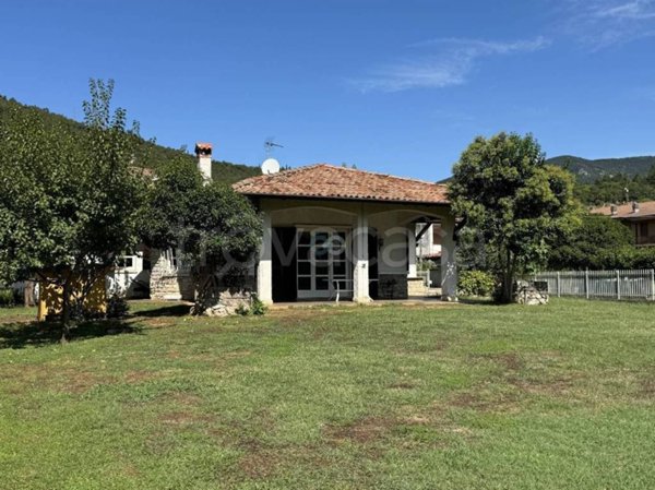 casa indipendente in vendita a Gavardo in zona Sopraponte