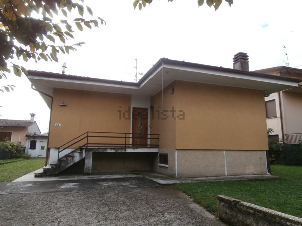 casa indipendente in vendita a Gavardo