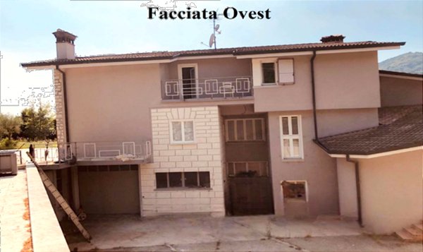 casa indipendente in vendita a Gavardo