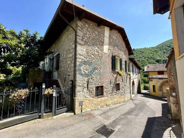 casa indipendente in vendita a Gavardo