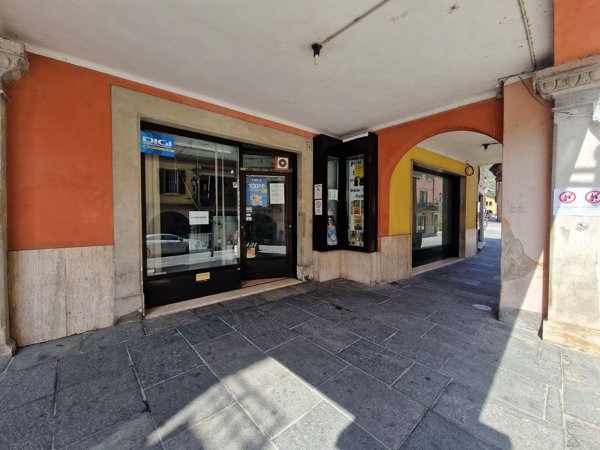 negozio in vendita a Gavardo