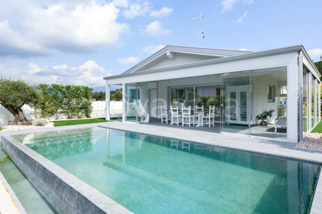 casa indipendente in vendita a Gavardo