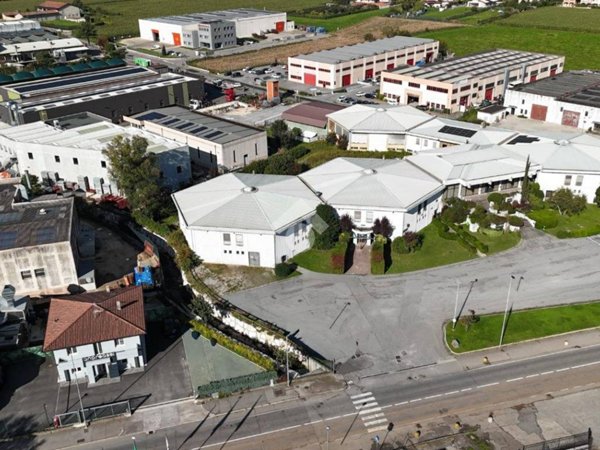 negozio in vendita a Gavardo in zona Sopraponte