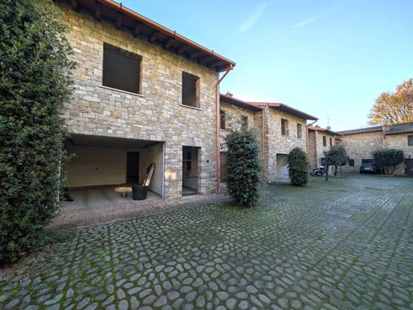 casa indipendente in vendita a Gavardo in zona Sopraponte