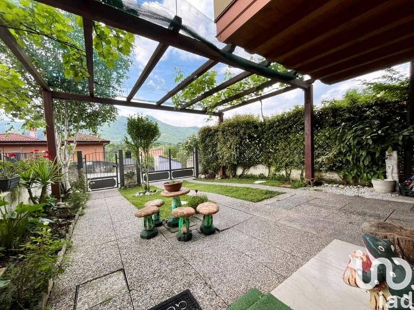 casa indipendente in vendita a Gavardo in zona Sopraponte
