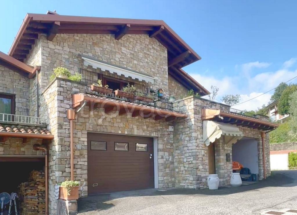 casa indipendente in vendita a Gavardo