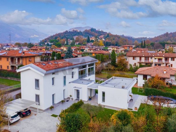 casa indipendente in vendita a Gavardo in zona Sopraponte