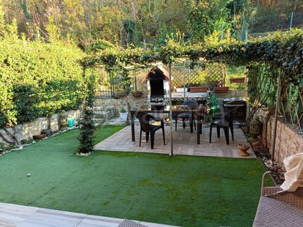 casa indipendente in vendita a Gavardo