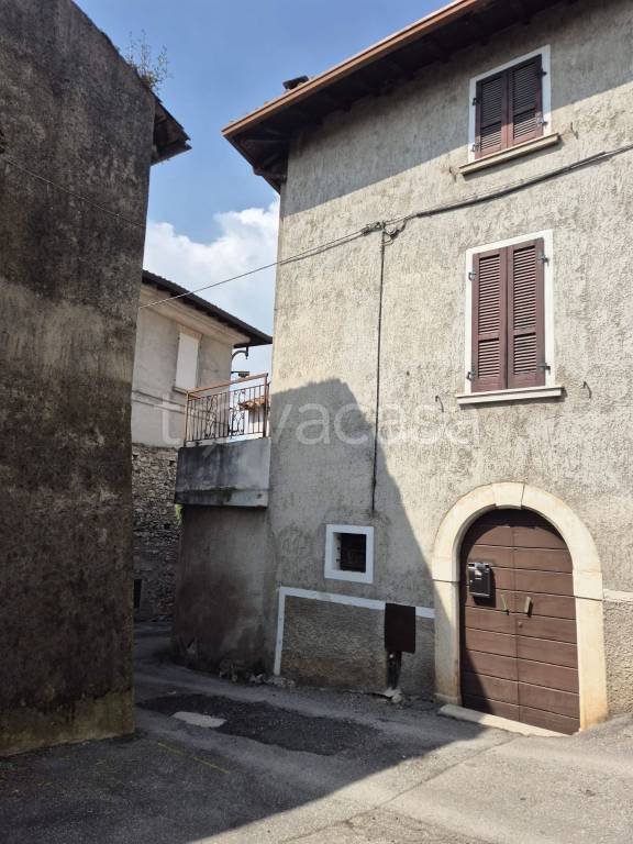 casa indipendente in vendita a Gavardo in zona Sopraponte