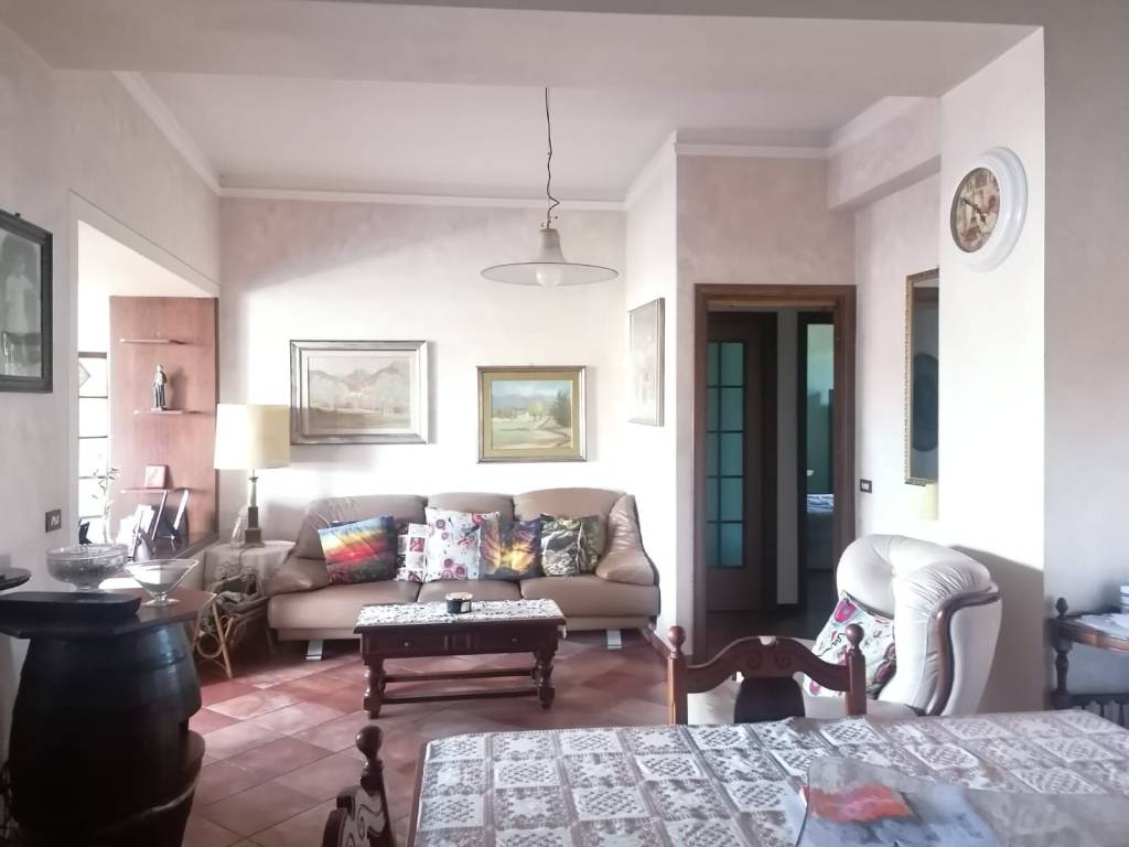 casa indipendente in vendita a Gavardo