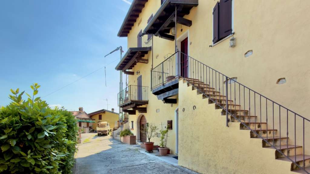 casa indipendente in vendita a Gavardo