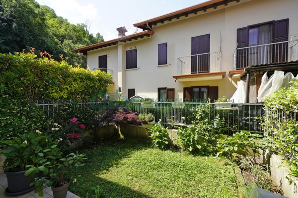 casa indipendente in vendita a Gavardo in zona Sopraponte