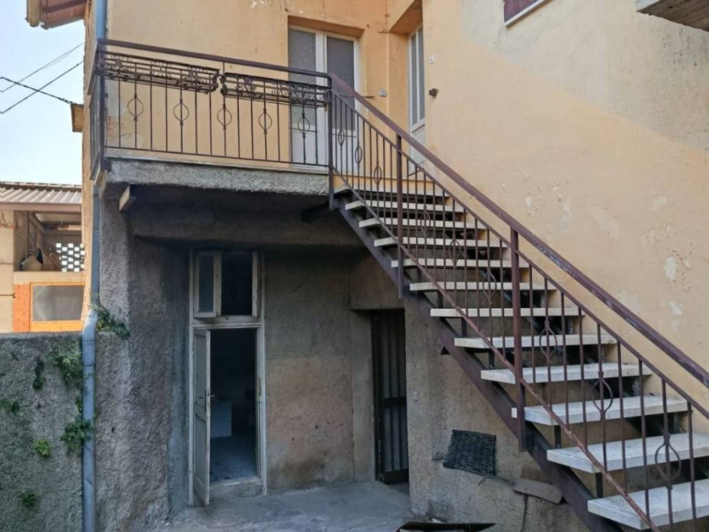 casa indipendente in vendita a Gavardo