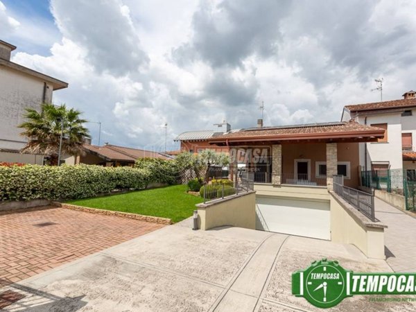 casa indipendente in vendita a Ghedi