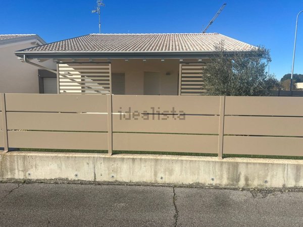 casa indipendente in vendita a Ghedi