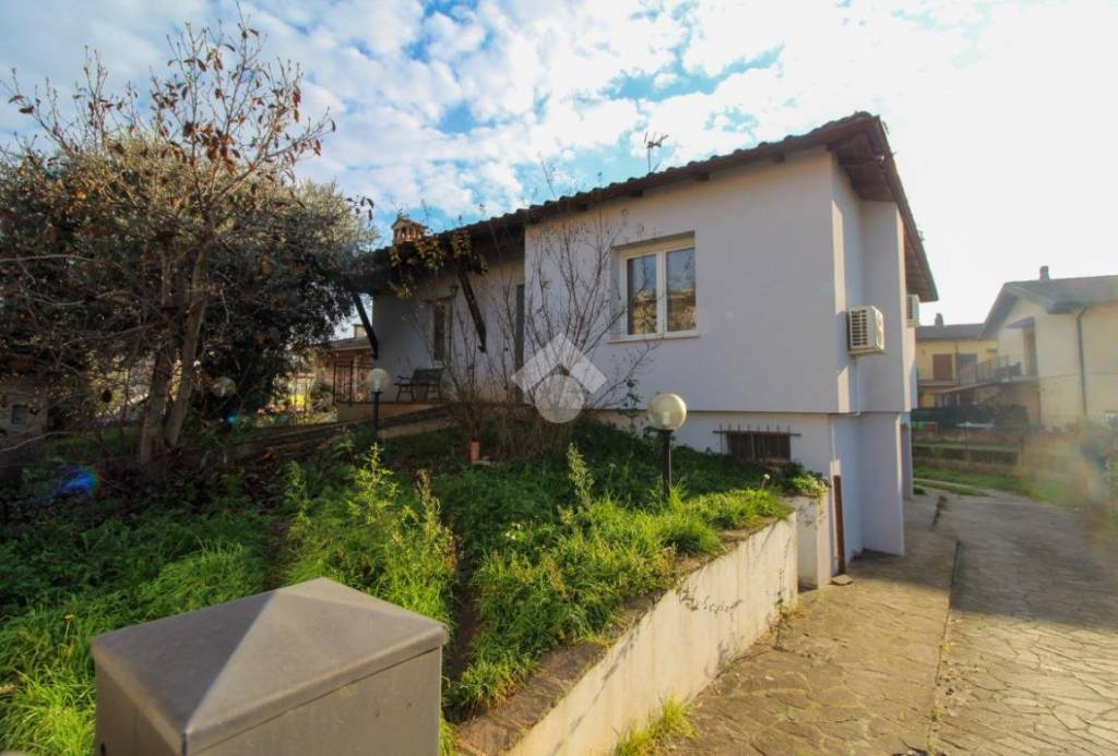 casa indipendente in vendita a Ghedi