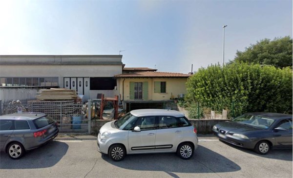 casa indipendente in vendita a Ghedi