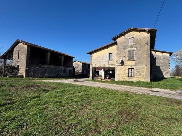 casale in vendita a Ghedi