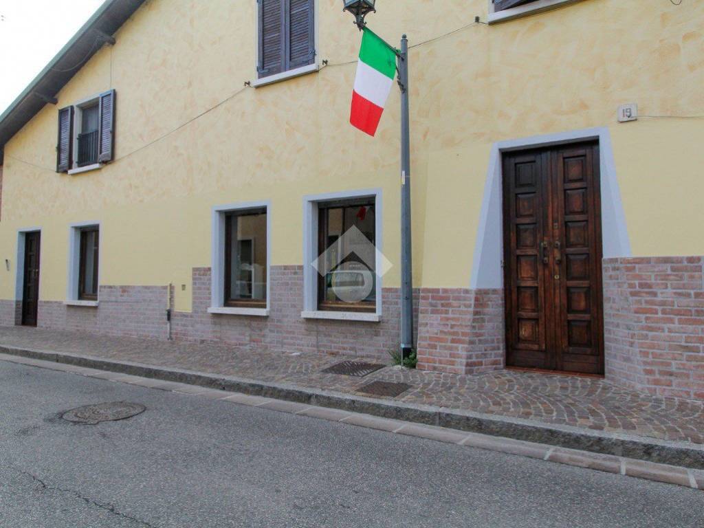negozio in vendita a Ghedi