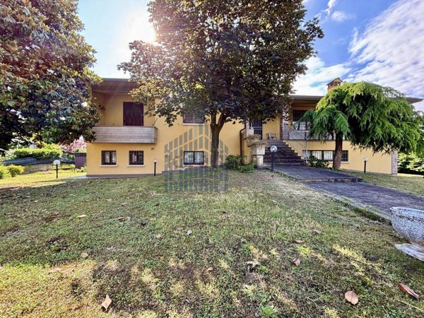 casa indipendente in vendita a Ghedi