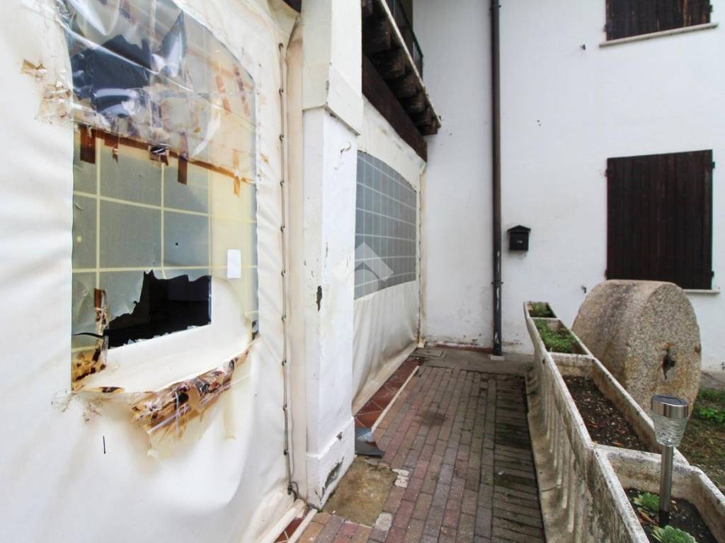 casa indipendente in vendita a Ghedi