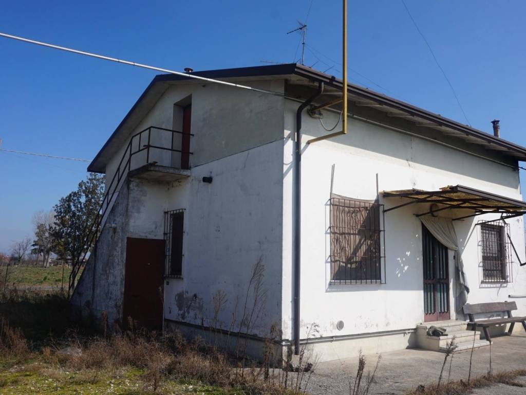 casa indipendente in vendita a Ghedi