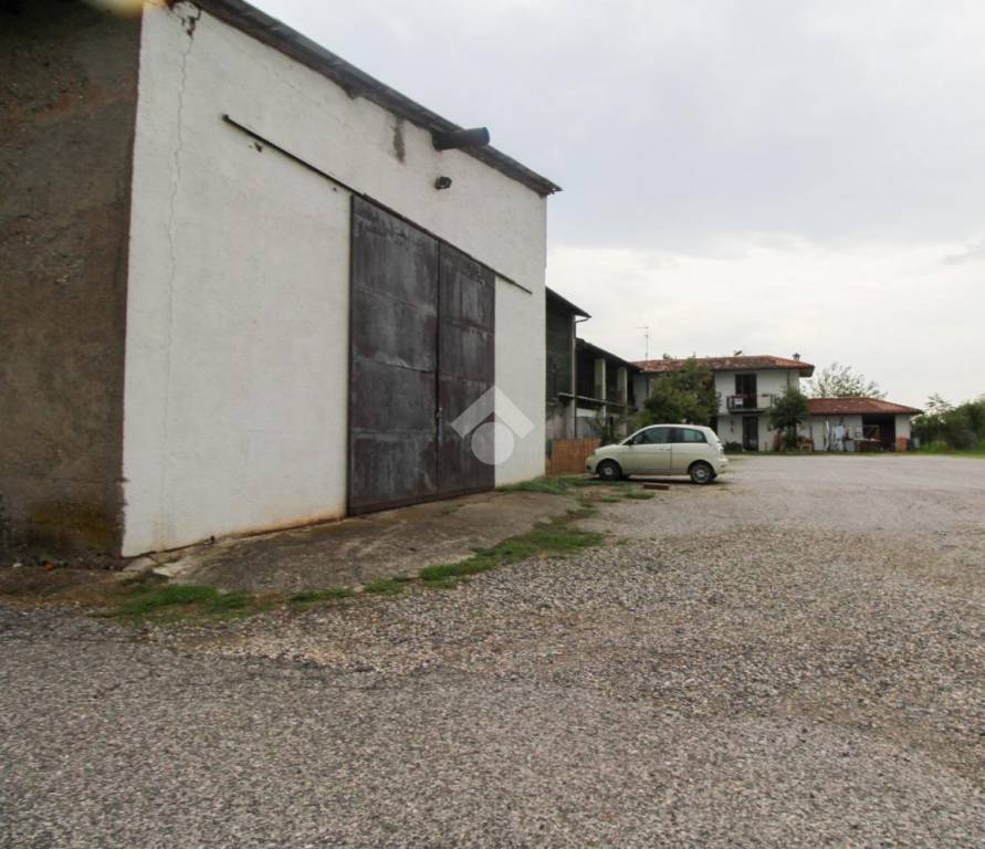 ufficio in vendita a Ghedi