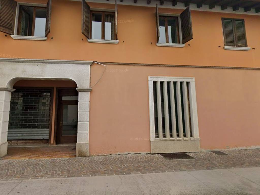 negozio in vendita a Ghedi