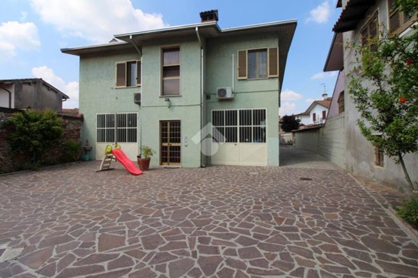 casa indipendente in vendita a Ghedi