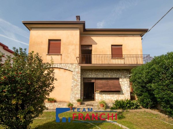 casa indipendente in vendita a Ghedi