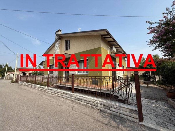 casa indipendente in vendita a Ghedi