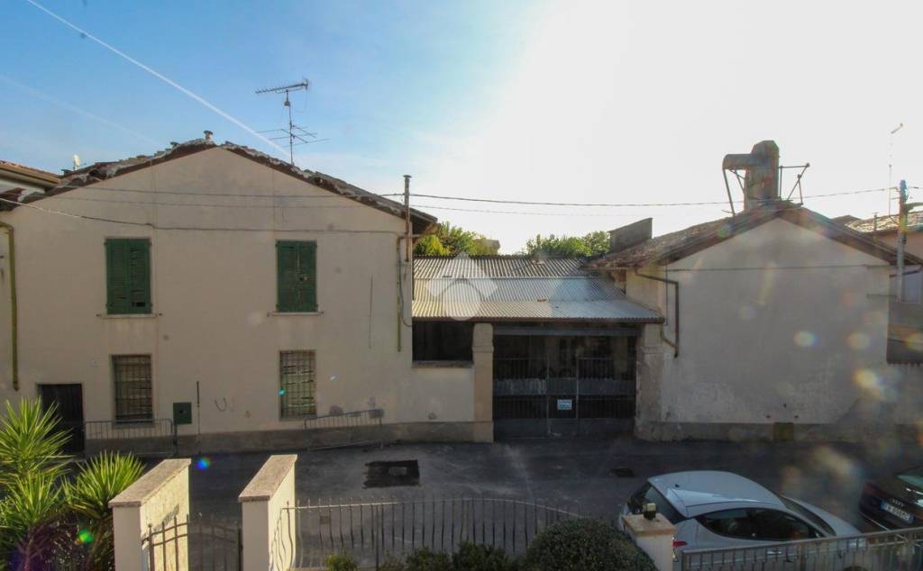 casale in vendita a Ghedi