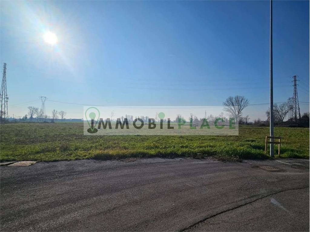 terreno edificabile in vendita a Ghedi