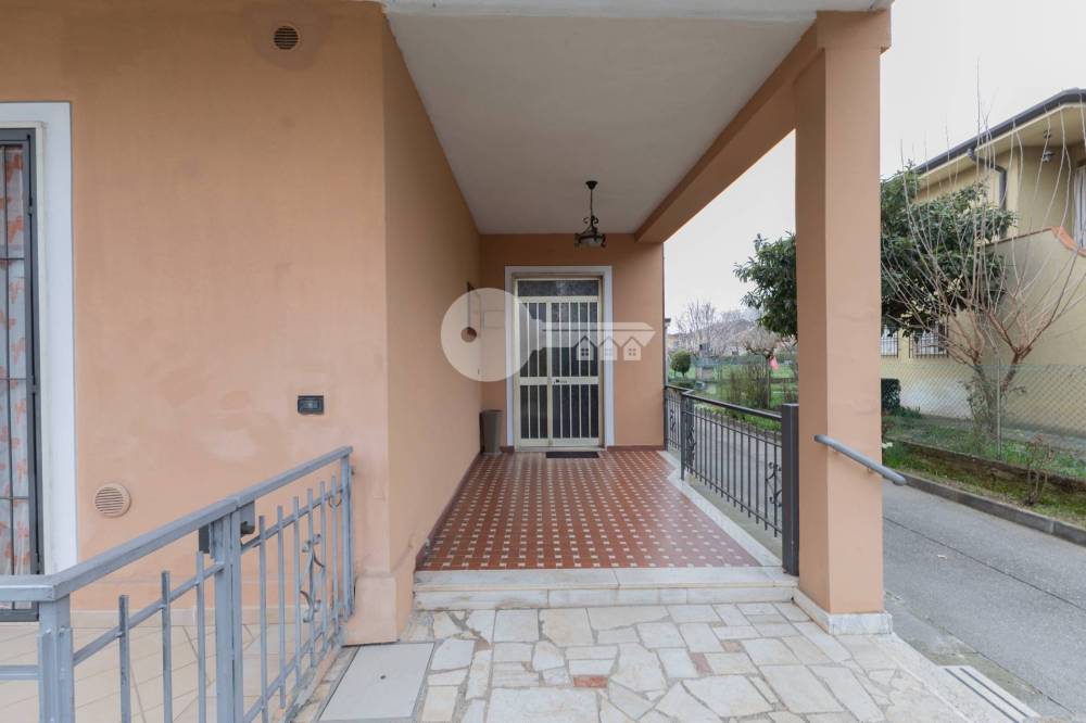 appartamento in vendita a Ghedi