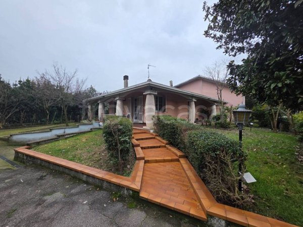 casa indipendente in vendita a Ghedi