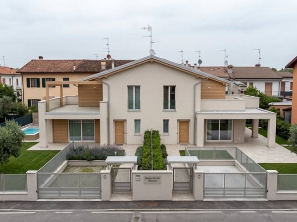 casa indipendente in vendita a Ghedi