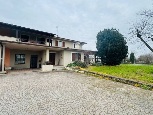 casa indipendente in vendita a Ghedi