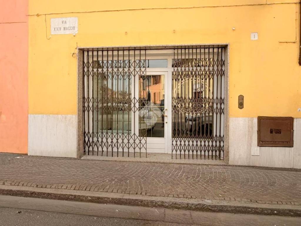negozio in vendita a Ghedi