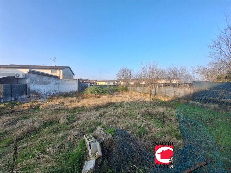 terreno edificabile in vendita a Ghedi