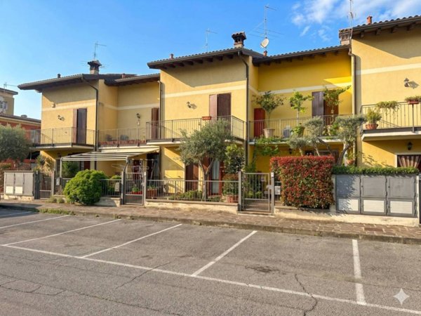 casa indipendente in vendita a Ghedi