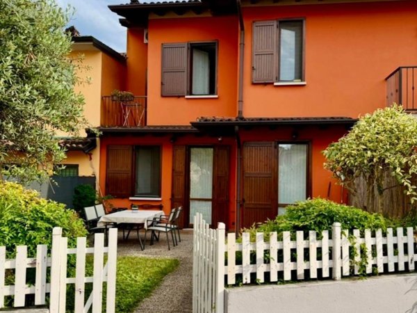 casa indipendente in vendita a Ghedi