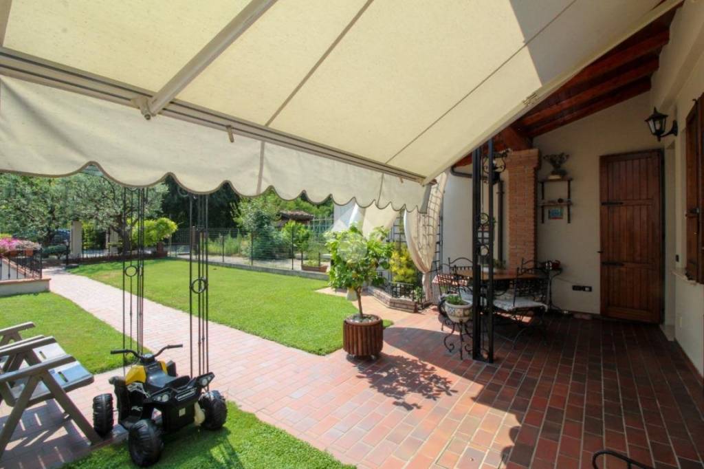 casa indipendente in vendita a Ghedi in zona Belvedere