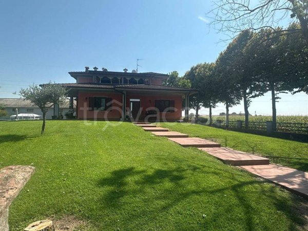 casa indipendente in vendita a Ghedi in zona Belvedere